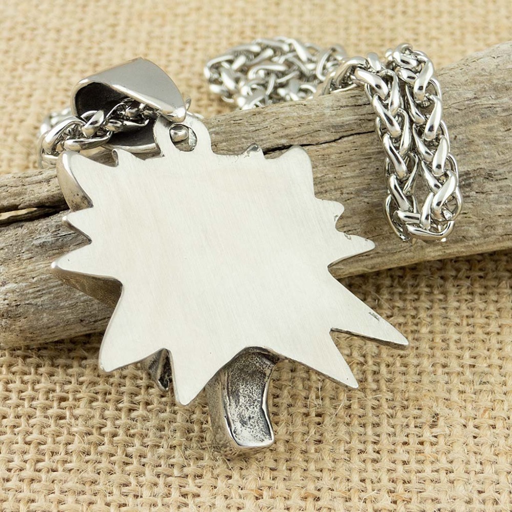 Collar con colgante de cabeza  - Wildman Hunting & Outdoor Photos reseña y precio