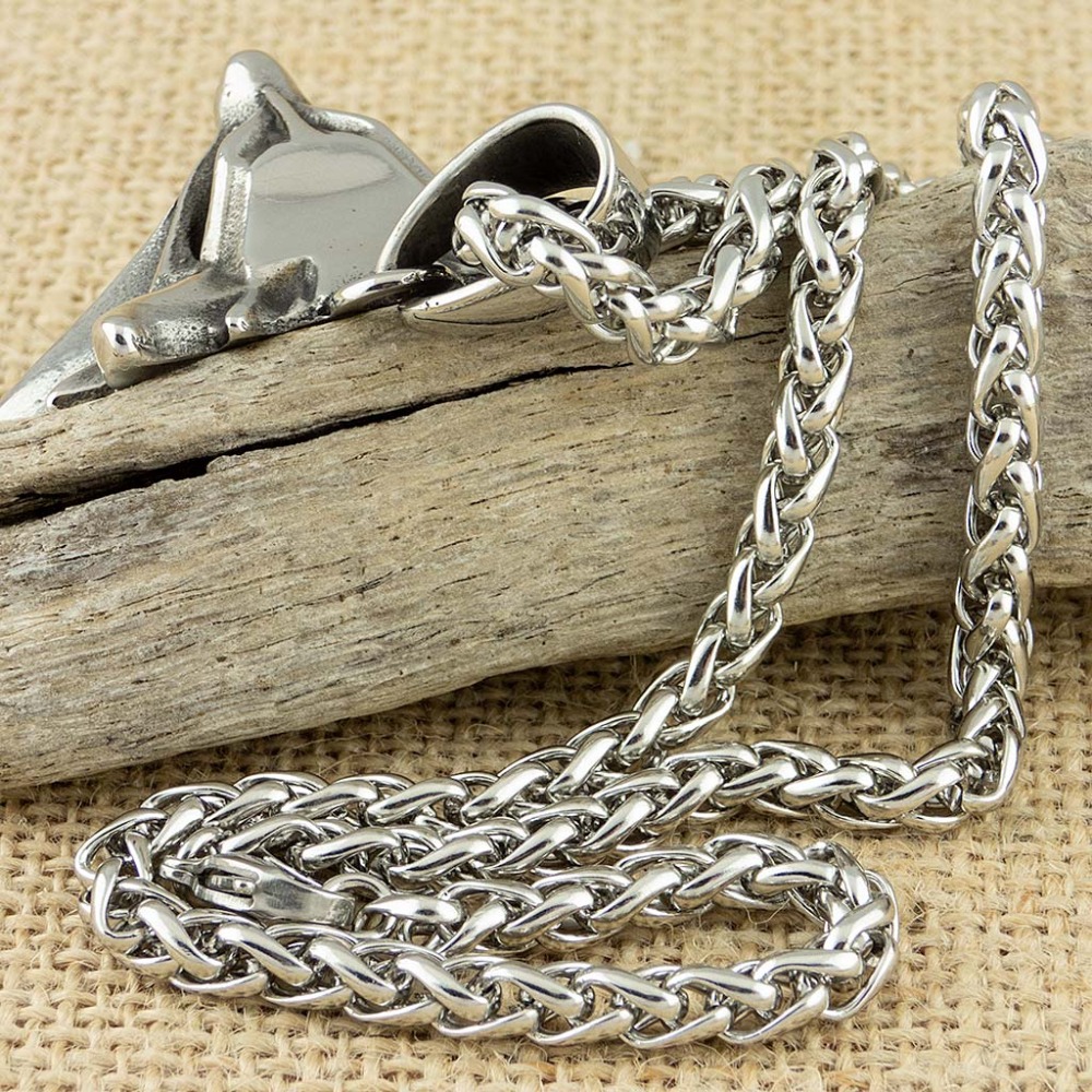 Collar con colgante de cabeza  - Wildman Hunting & Outdoor Photos reseña y precio